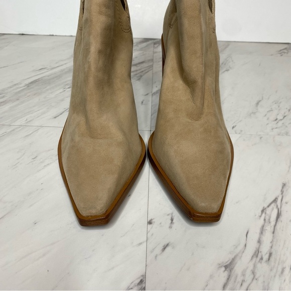 Vince Camuto Welland Tan Suede Bootie 9 1/2 M - Picture 12 of 16